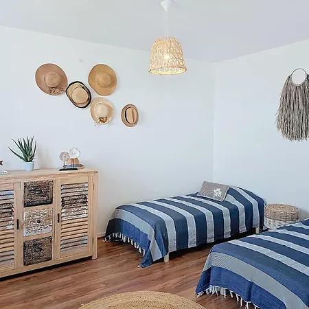 Du Port-5 By Interhome *