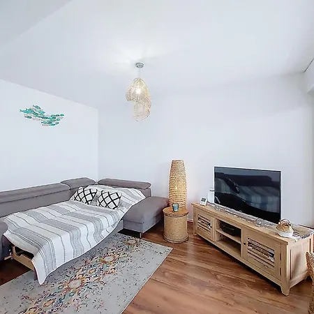 Du Port-5 By Interhome Appartement Arcachon